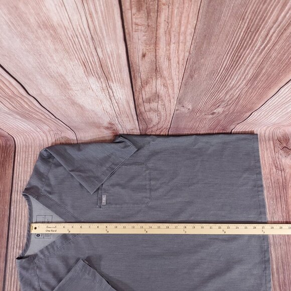 Figs Mens Size Large Leon Two Pocket Scrub Top Gray V-Neck Shirt FM1500 PO 1659 - Picture 11 of 12